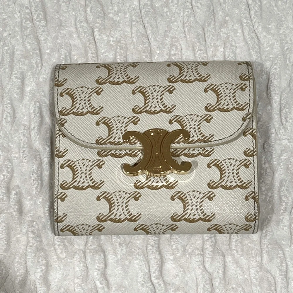 Celine Triomphe Tri-fold wallet - New - Picture 1 of 9